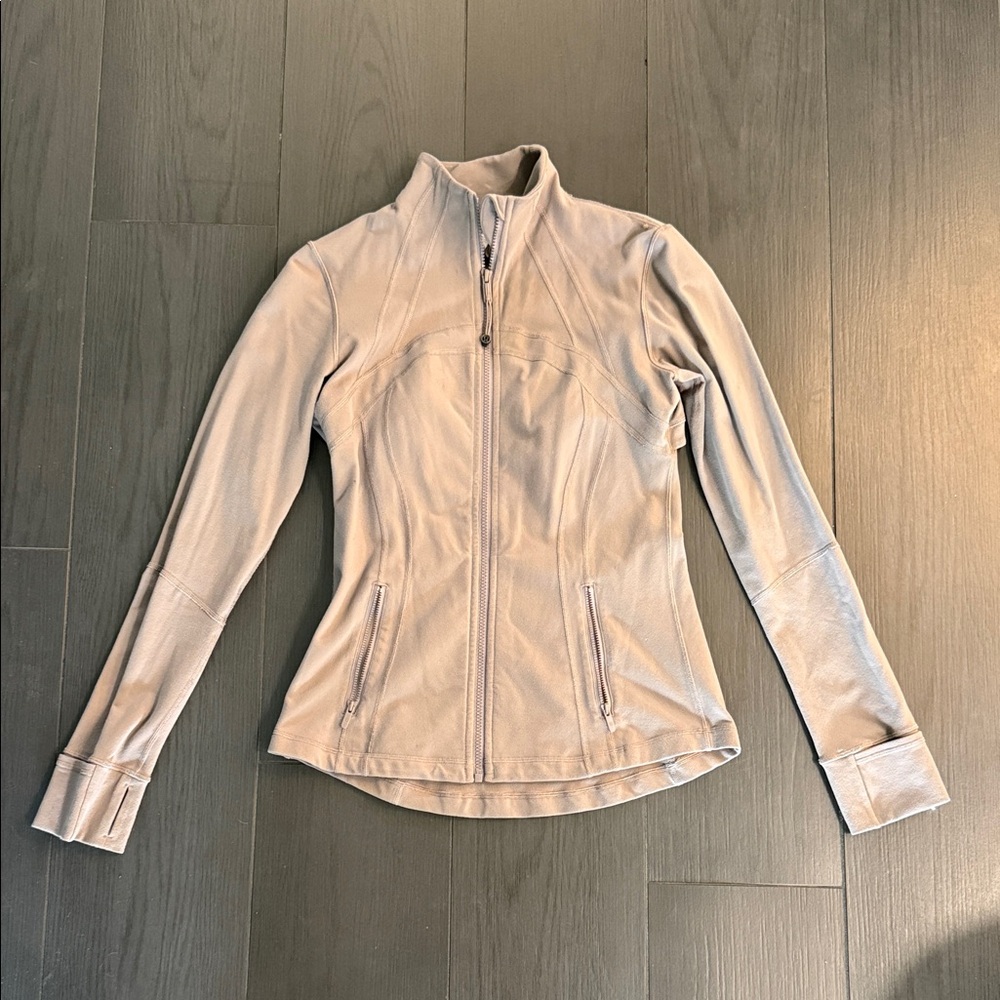 Women’s Light Gray Zip-Up Performance Jacket